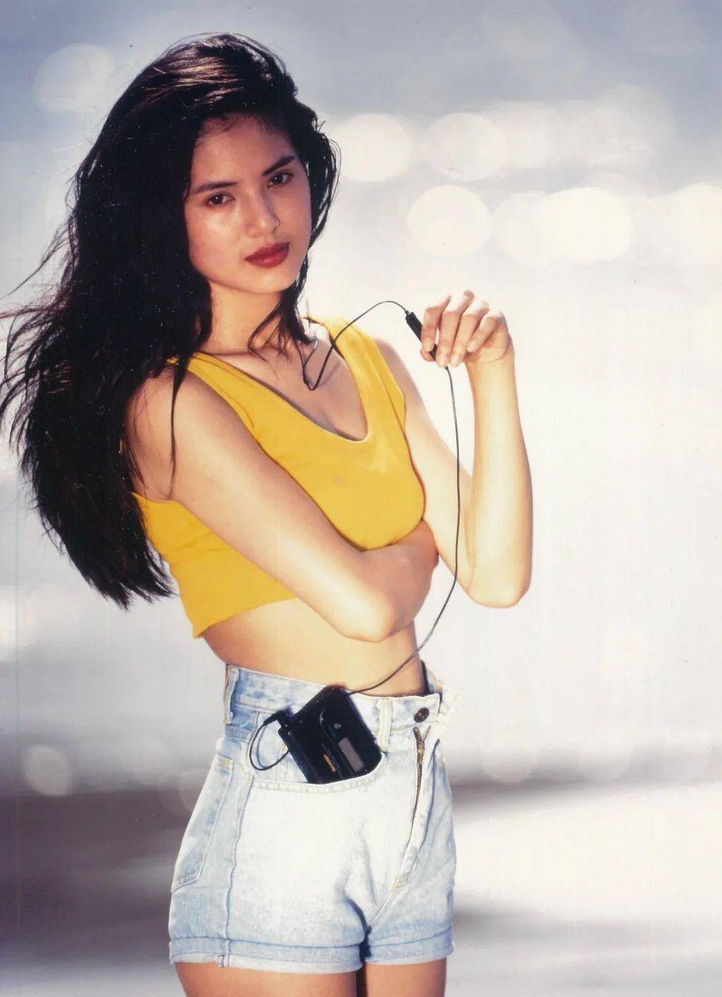 曾接演过《神雕侠侣》《天龙八部》《杨门女将》《浪漫风暴》《武当》