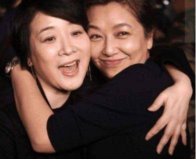 "外来妹"陈小艺:张国立不敢惹,和江珊成闺蜜,最后嫁给了丑男_生活