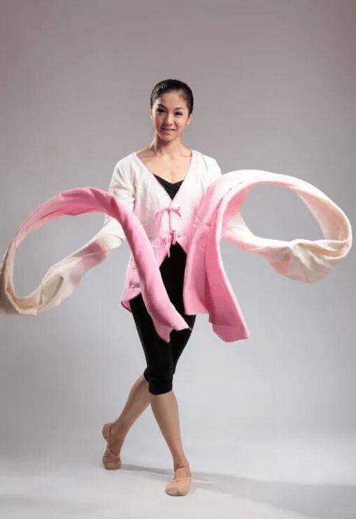 朱洁静:28岁被金星批评霸气回怼,如今37岁参加浪姐依旧未改?