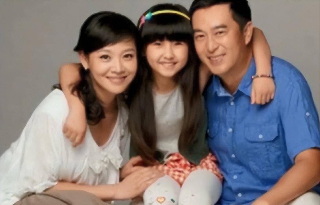 20年后,再看张嘉译的婚姻,才知道当初他和杜珺分手为何如此坚决_小