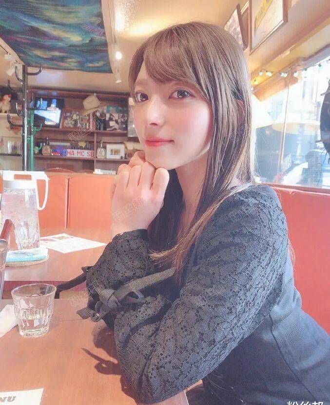 日星上原亚衣开通斗鱼账号,还未开播出镜间就没了,难道被婉拒?