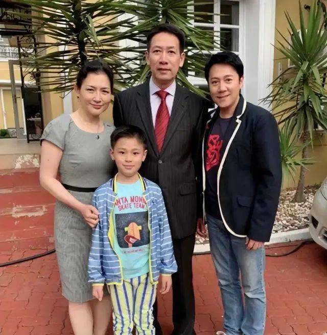 蔡国庆很少晒妻子!