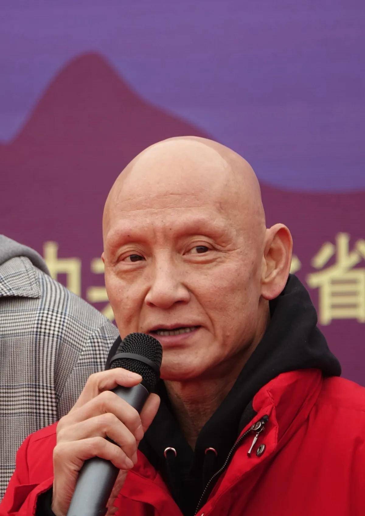 坏人专业户杜玉明,曝光年轻时候的旧照,网友:竟然这么的帅气_反派