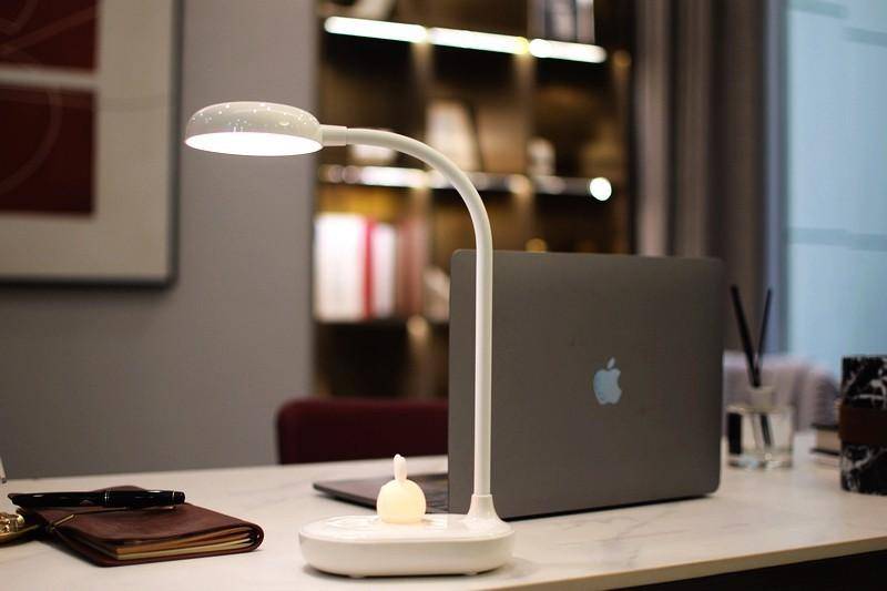 无极调光 萌兔独立小夜灯 飞利浦智睿双光源充电台灯