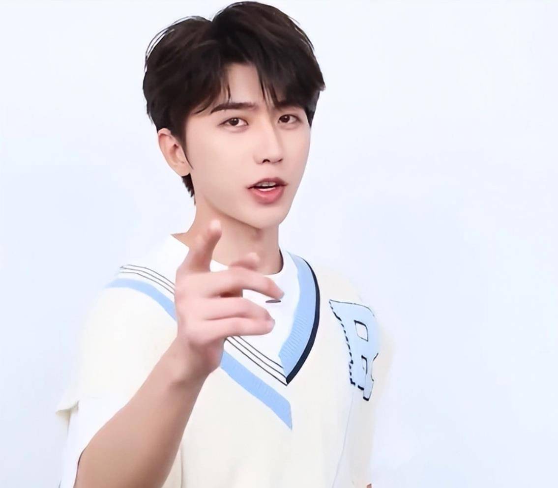 曝三字一线男星年前嫖娼被抓,事情涉及未成年,太生猛了_顶流_李某