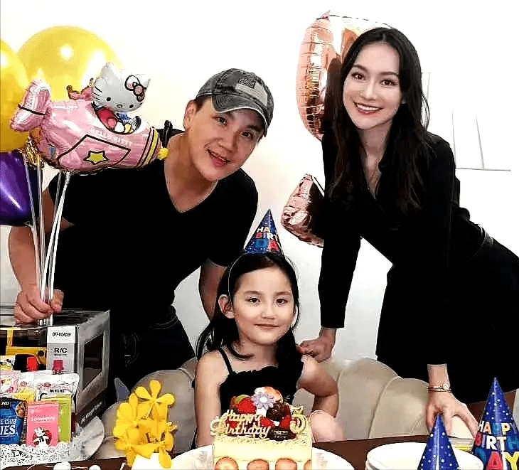 孙国豪一看又气又急还有些搞笑,经常在耳边念叨老爸秦汉,但是也没有