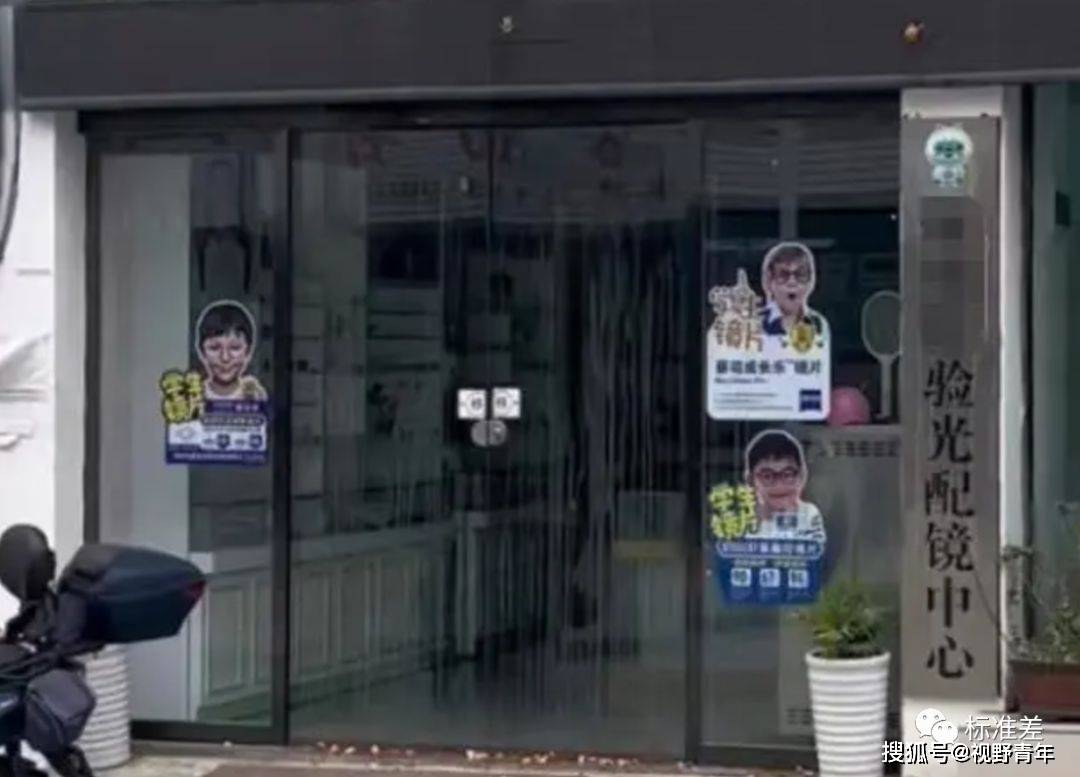 原创            母亲绑着两孩子轻生，家属曝光原因令人心疼-母亲带着两个孩子上吊新闻