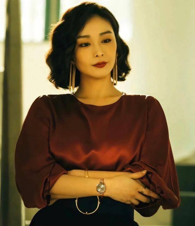 手链好还是手镯好_玉手镯好还是玉手链好_戴手链好还是手镯好