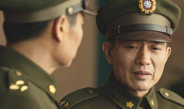 赵麒:李乃文同学,曾是杂技演员,如今在《大决战》中扮演郭汝瑰_杜聿明