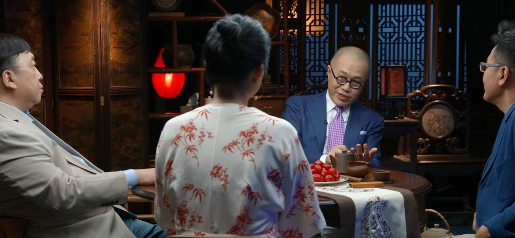 "梁文道在《圆桌派》中再爆金句_写作_事情_因为