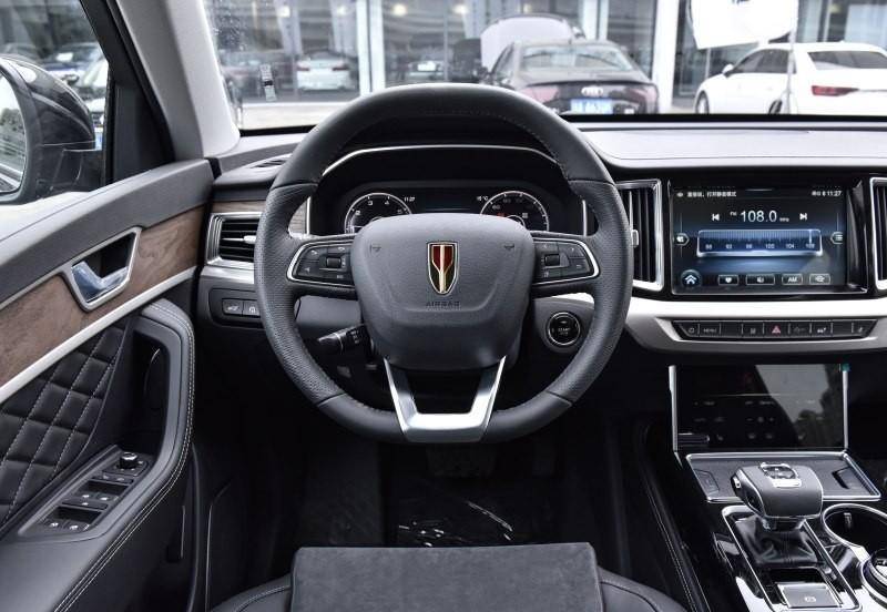 红旗HS7，国产豪华SUV，3.T+8AT，车身超5米，安全性超高_搜狐汽车_搜狐网