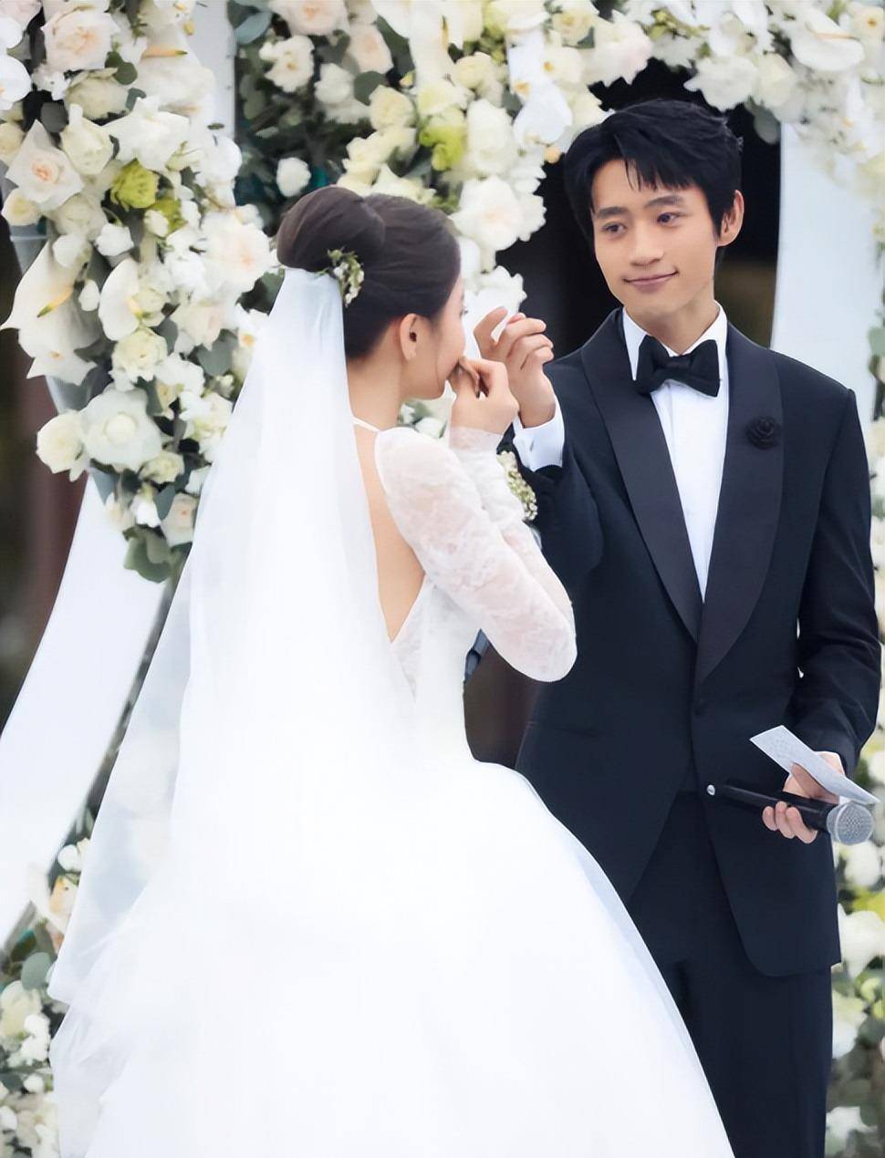 结婚3年,再看魏晨和于玮,到底有多幸福_鹿晗_工作_因为