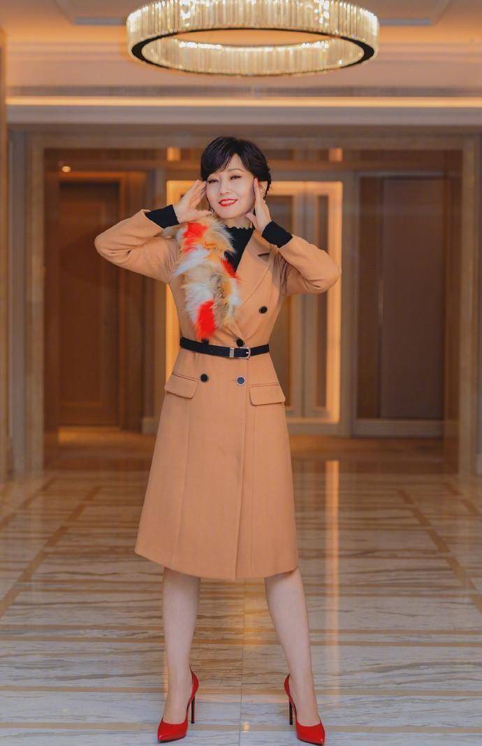 精心打扮的赵雅芝非常?