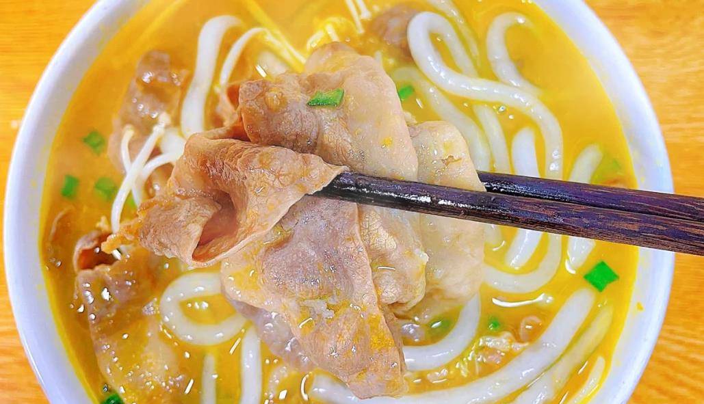 一顿饭:金汤肥牛粉 周黑鸭_ml_清水_做法