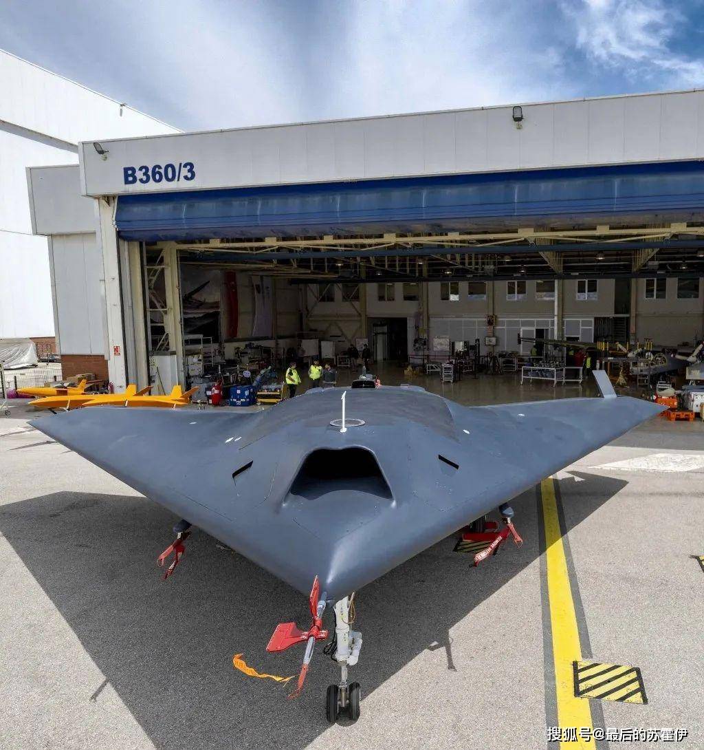 细看土耳其版利剑无人机,飞翼下摆满武器,想隐身却没有弹舱_安卡_五代