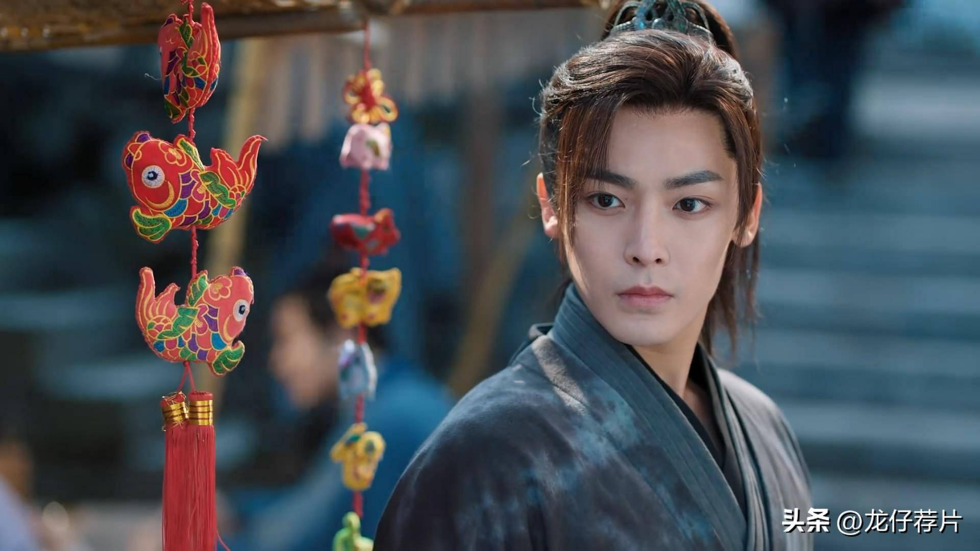 侯明昊19岁到26岁颜值变化,从女装大佬到古装男神,我是真的爱了_少年