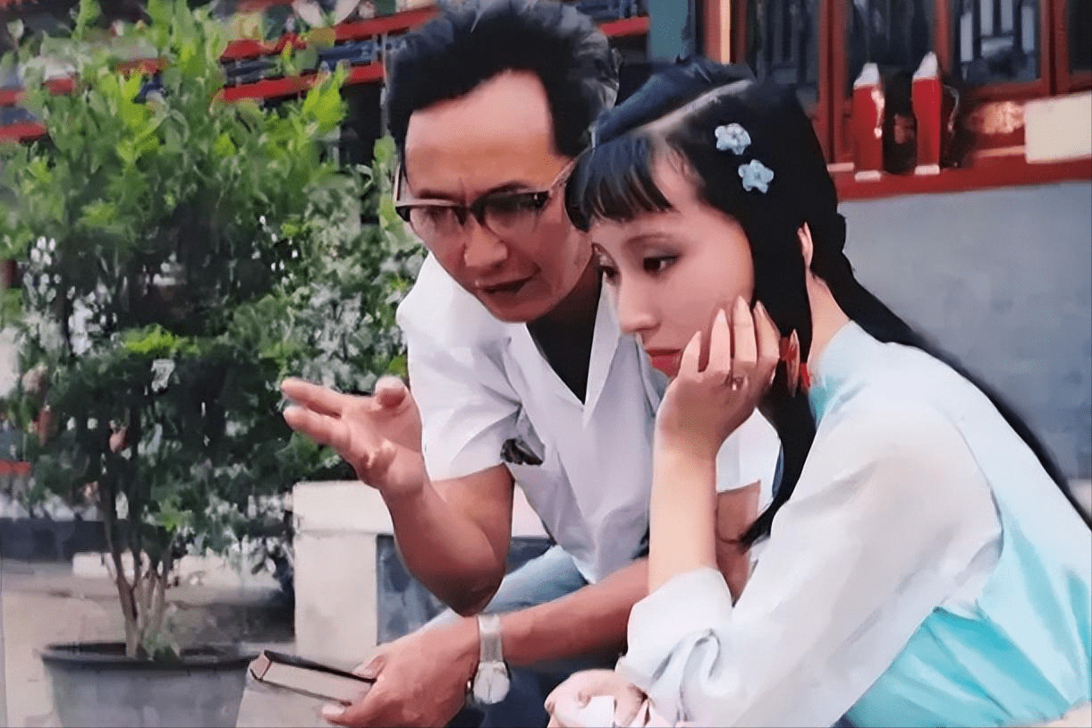 陈晓旭:去世16年后,丈夫还俗再婚,父母的坚持让人泪目_林黛玉_郝彤