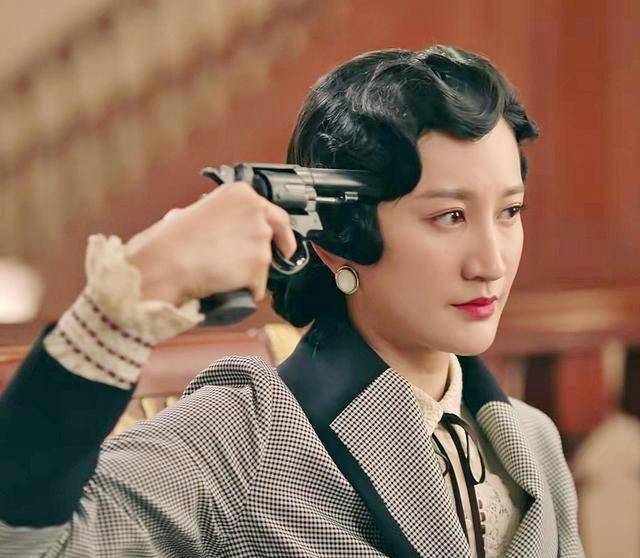 剧中_范梦_曾泳醍