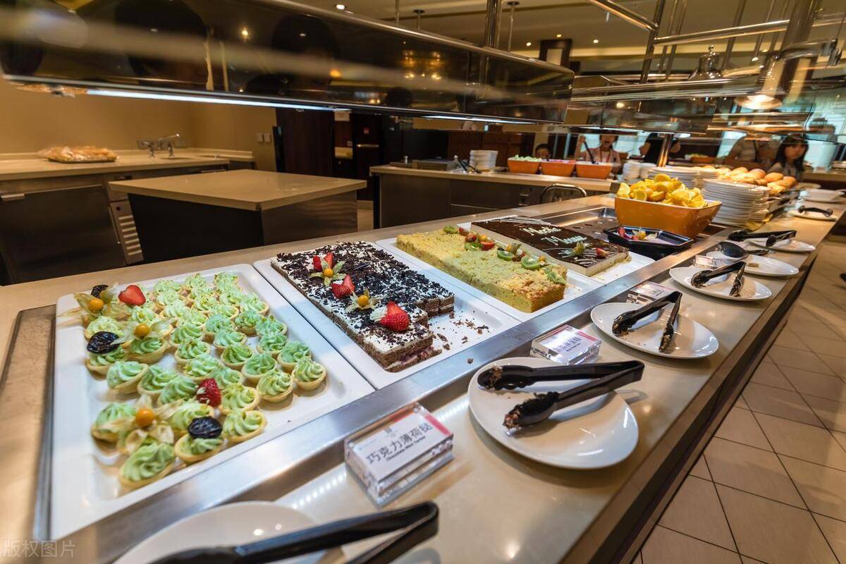 自助餐50元一位,为什么吃不倒闭?_餐厅_消费者_控制