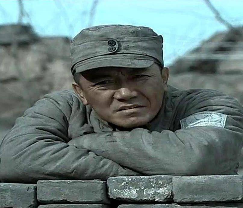 军人最重要的就是要服从命令!听从上级安排,才能打好仗.