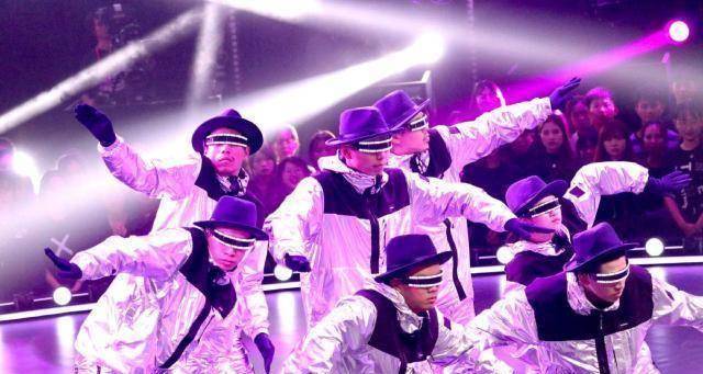 《舞蹈风暴》街舞"师徒大战",淋雨赢了师父田一德,算爆冷吗?
