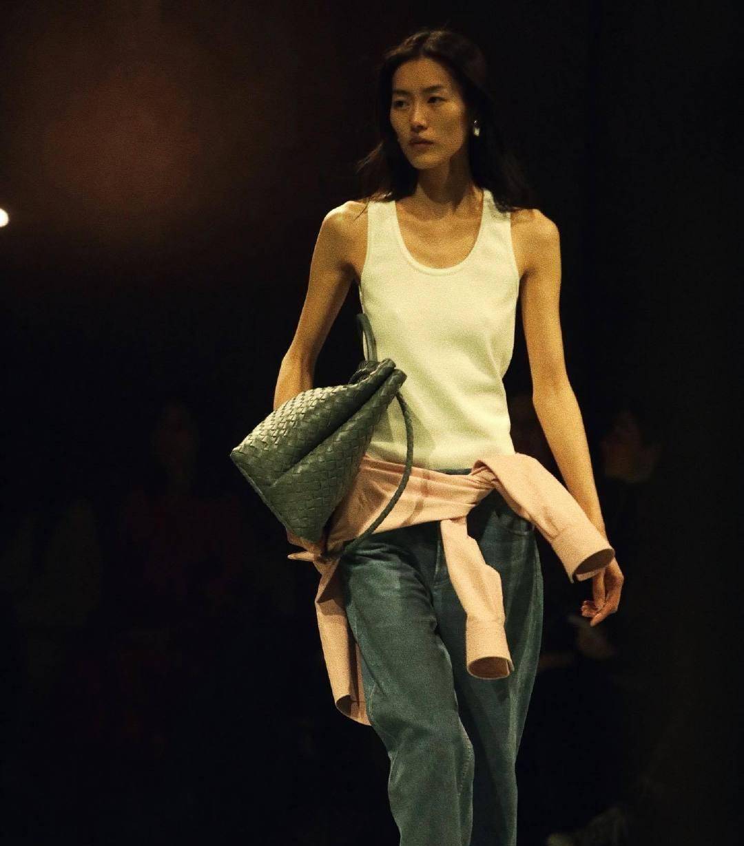 刘雯在米兰时装周的表现太棒了!