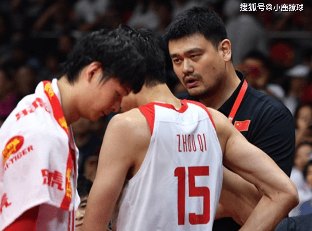 中国男篮2米18内线新星持续爆发,姚明重点培养_杨瀚森_盖帽_助攻