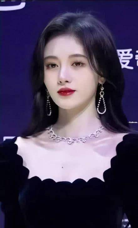 《如意芳霏》放拍摄花絮,鞠婧祎被力赞仙气十足:为古装而生_眼睛_皮肤