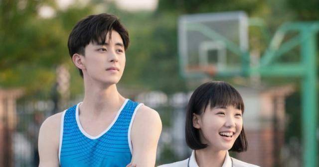本剧主要讲述了有孙泽源,吕小雨饰演的少男少女陆一白,林星辰机缘巧合