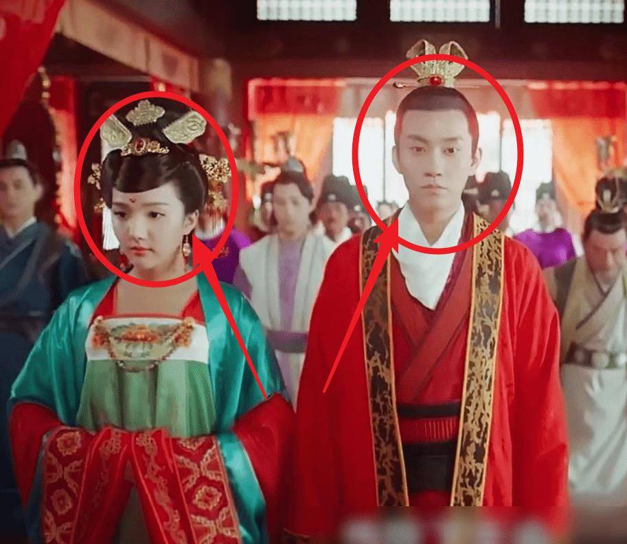 仵作》男主疑似恋爱,当街亲密牵手,女方还是大家老熟人_王楚然_王子奇