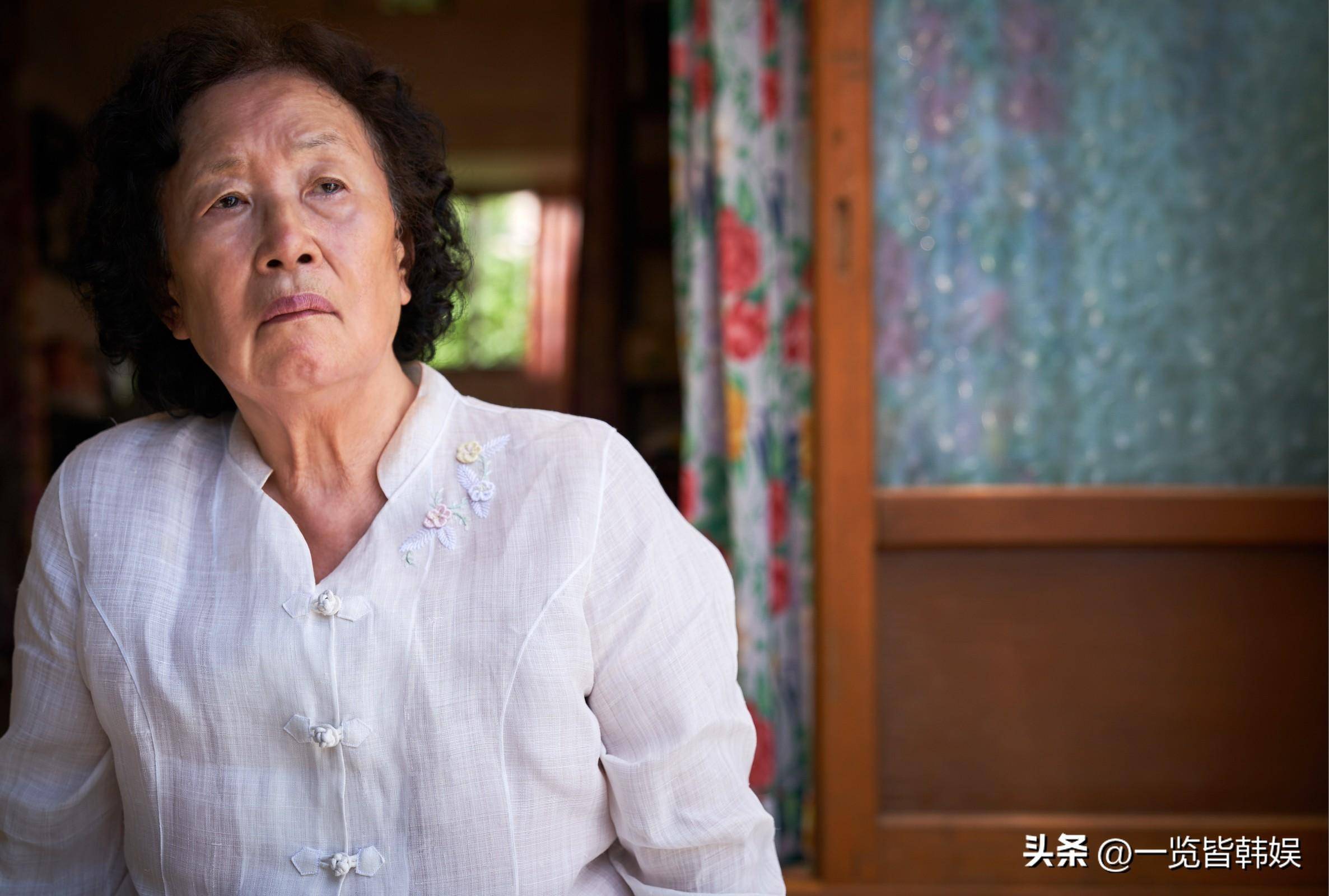 罗文姬在接受采访的时候也表示自己只要有能力了,就会一直坚持演下去