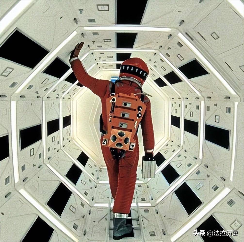 浅析电影《2001:太空漫游》中的空间美学建构_人类_观众_科技