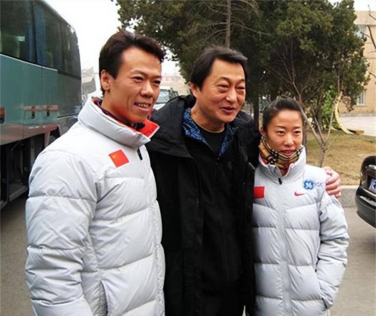 花滑传奇近况:49岁赵宏博头发花白,女儿已夺3冠_申雪_姚滨_奥运会