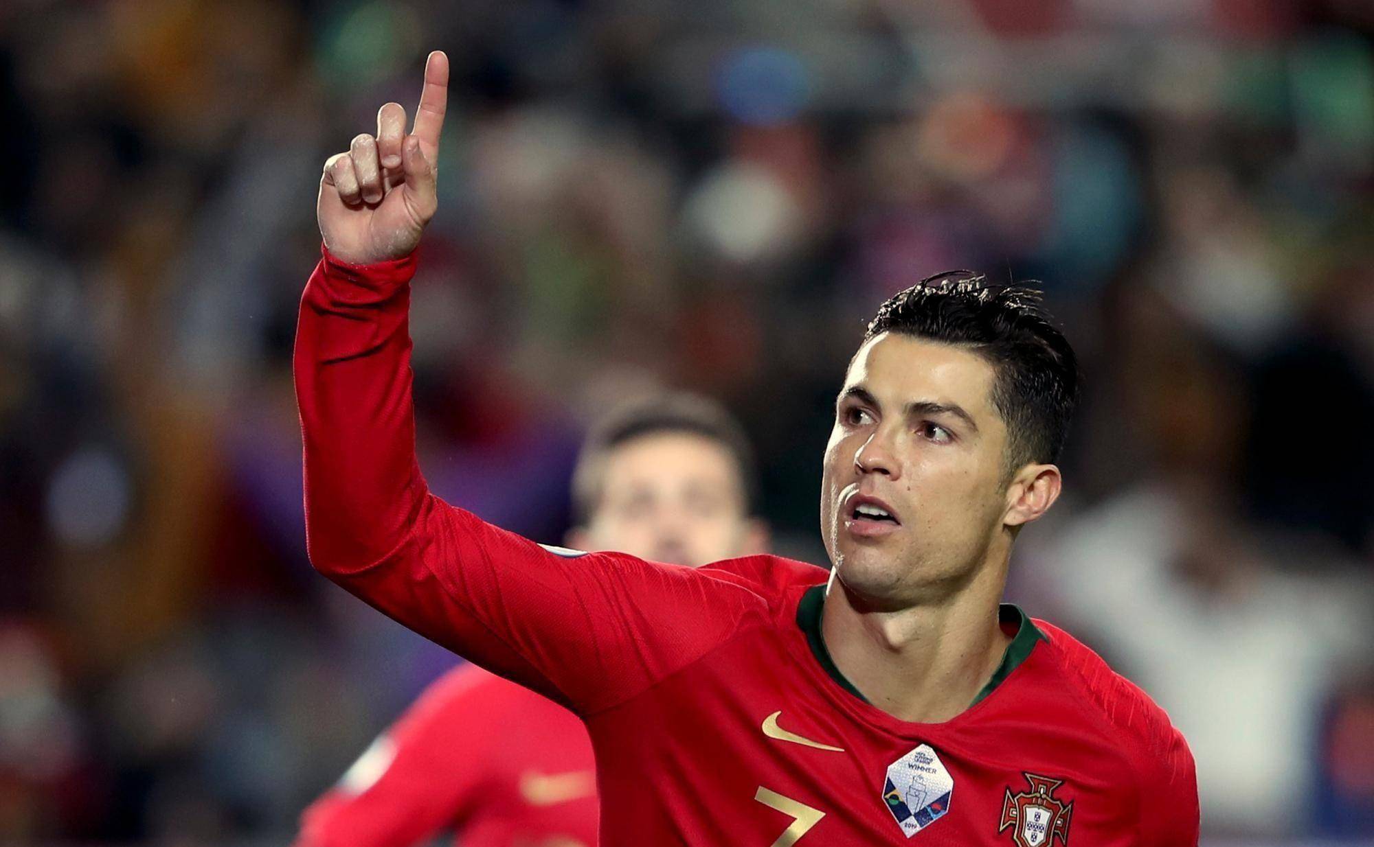 全球最高!沙特土豪再给c罗开天价肥约,周薪224万_报价_曼联_梅西