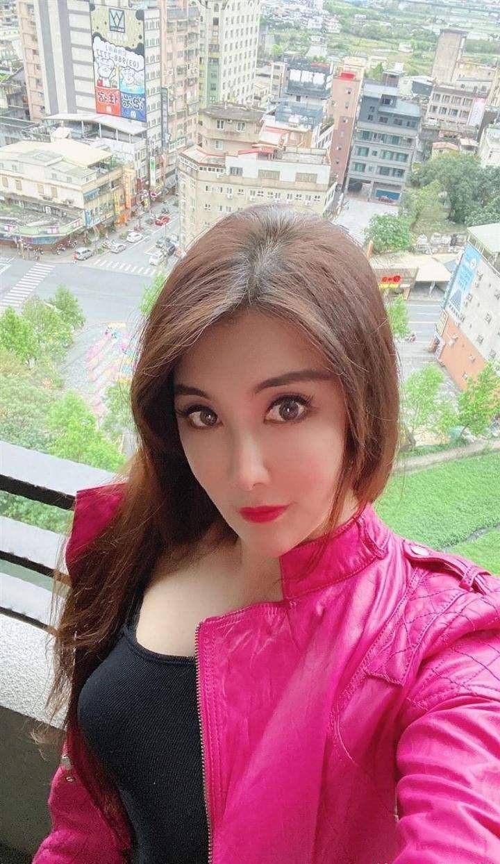 一代"打女"杨丽菁的传奇生涯,53岁的她,身材火辣不减当年_剧中_网友