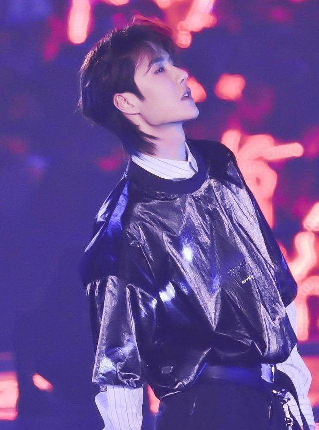 今天,王一博23岁了,祝他生日快乐,祝他得偿所愿,祝他安乐无忧!