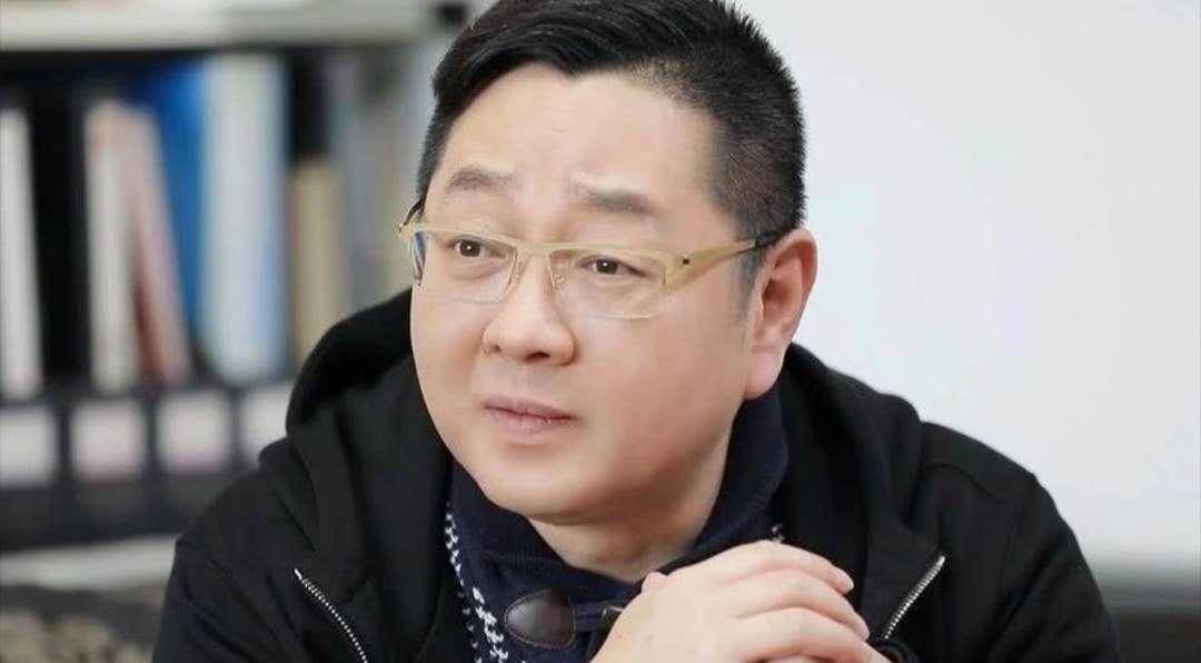 47岁张绍刚大变样!