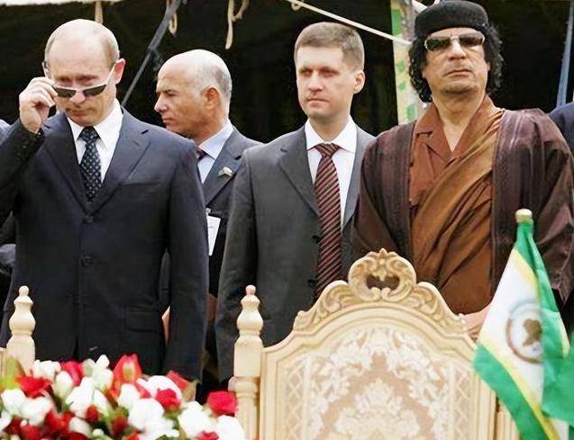 卡扎菲死后，他身边500名女保镖，被美军如何对待？
