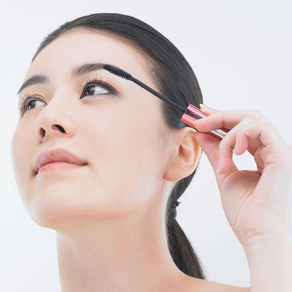 塑颜工匠丨怎么通过眉毛来调整自己的素颜状态_表情_脸型_化妆