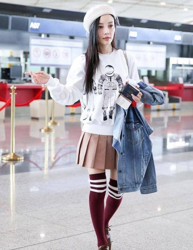 pgone准备2019年强行复出,取关李小璐,亲自写歌致敬成龙!