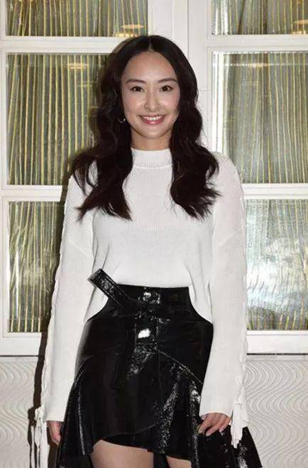 tvb力捧女星入行多年凭《福尔摩师奶》演技爆发获赞_陈滢_巧克力_对方