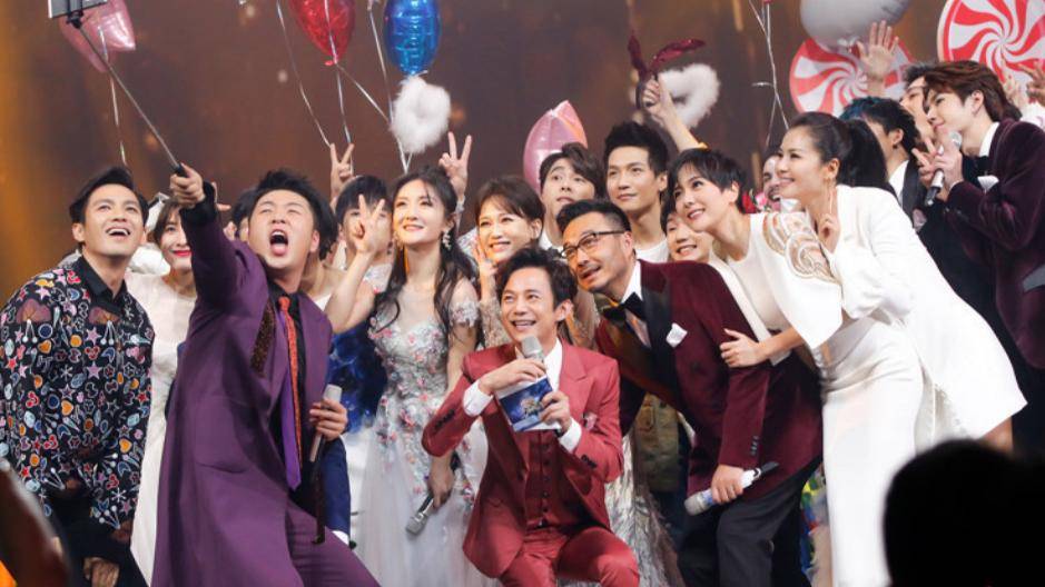 继刘烨和冯禧后,梁田疑似离职,四小花只剩2人,沈梦辰成一姐_汪涵_节目