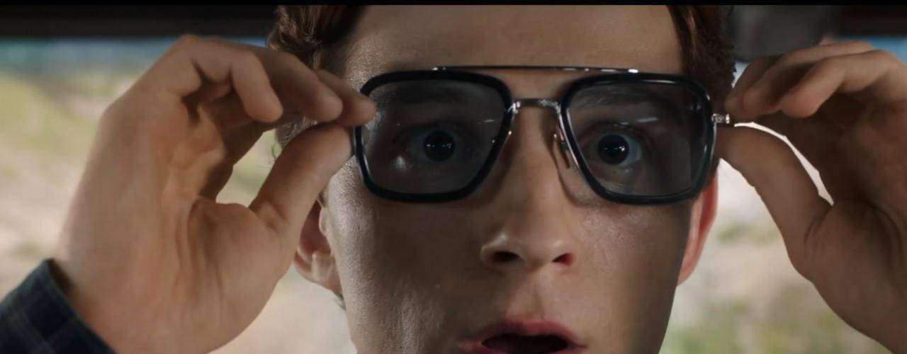 比当超级蜘蛛侠更难的,是做好普通的"彼得帕克"!_少年_英雄_钢铁侠