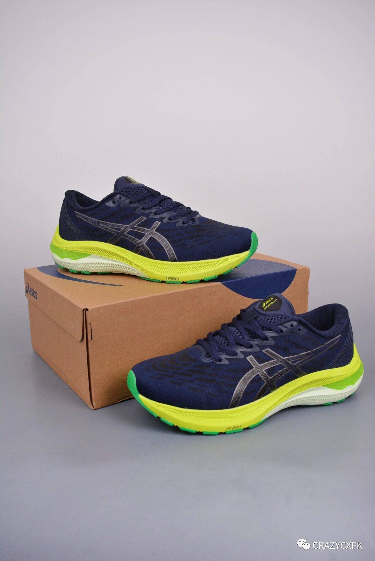 亚瑟士 asics gt-2000 11 运动休闲透气跑鞋_鞋底_镂空_位置