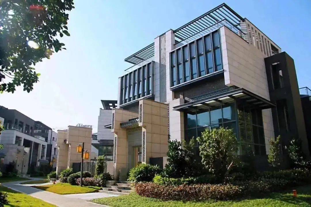 首页广州【紫泉流溪湾】售楼处@欢迎你2023最新售楼电话-价格-配套