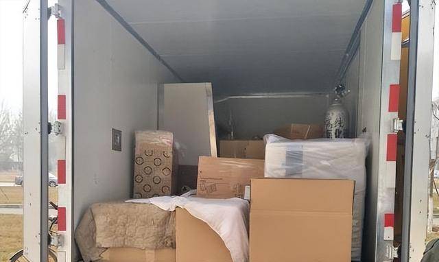 2021年长沙女孩货拉拉搬家,司机偏航3次,发消息6分钟后跳车身亡_莎莎