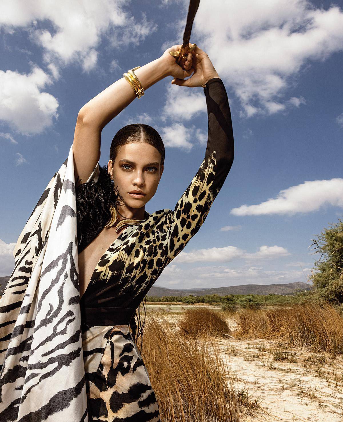 超模芭芭拉·帕尔文(barbarapalvin)为时尚杂志_封面_dior_故事