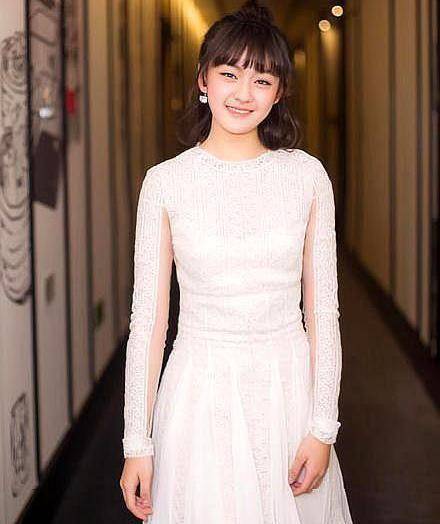 张雪迎也是一位有实力的女演员,通过电视剧《281封信》进入娱乐圈