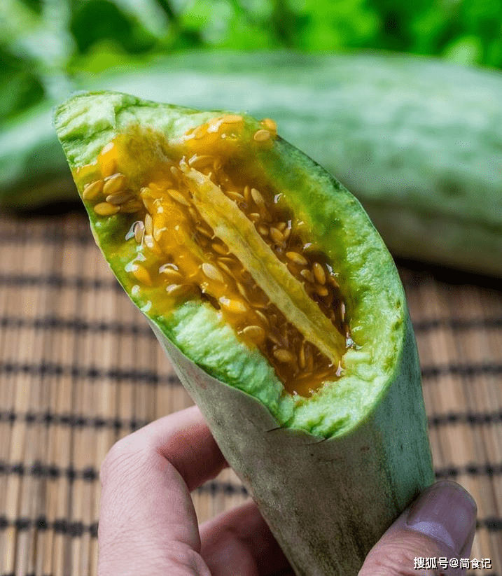 吃完羊角蜜,很多人喉咙疼,是瓜太甜,还是农残太多?