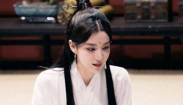 曾被称为小刘亦菲,今扮演素素引热议,泯然众人矣_王楚然_网友_观众